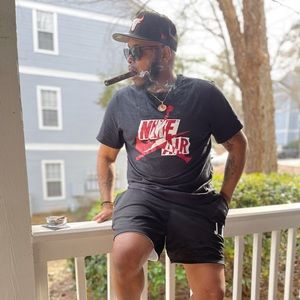 Meet your Posher, Joshua